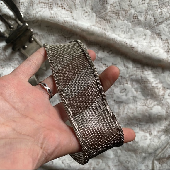 Vintage metal mesh chain mail heavy buckle silver belt S as is
